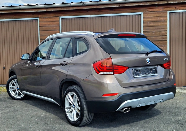 BMW X1 cena 53900 przebieg: 174000, rok produkcji 2013 z Września małe 781